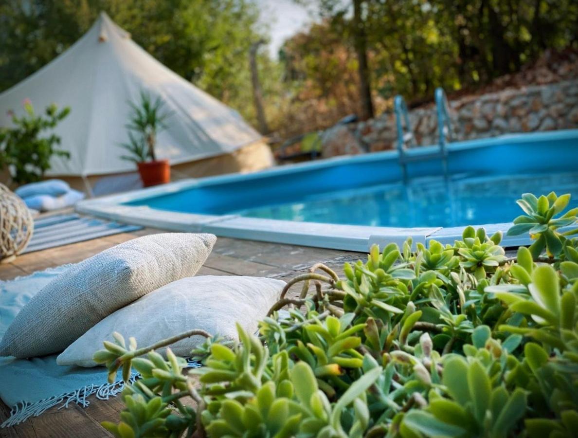 Rock Oak Camping 2 Imotski Esterno foto