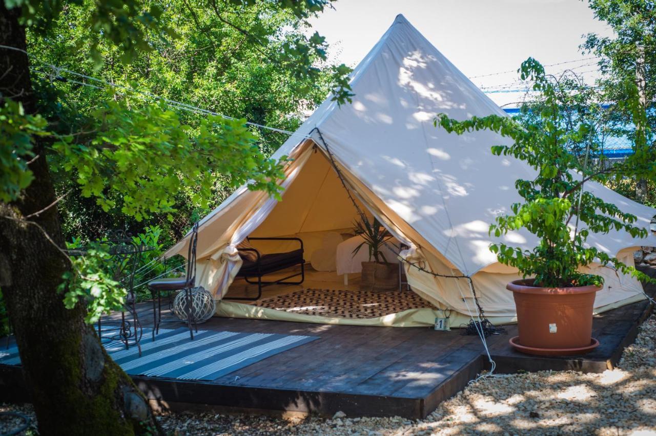 Rock Oak Camping 2 Imotski Esterno foto